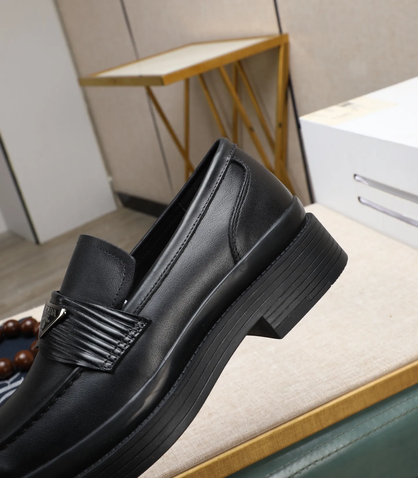 Men's men's shoes 💰540 (water-dyed cow leather) 📛📛PRADA high-end counter's latest formal business leather shoes 👔original and highest quality! Imported from Italy 🇮🇹 first-layer calfskin fabric ➕ cowhide lining Original outsole Formal size: 38➖44 (45 customized)